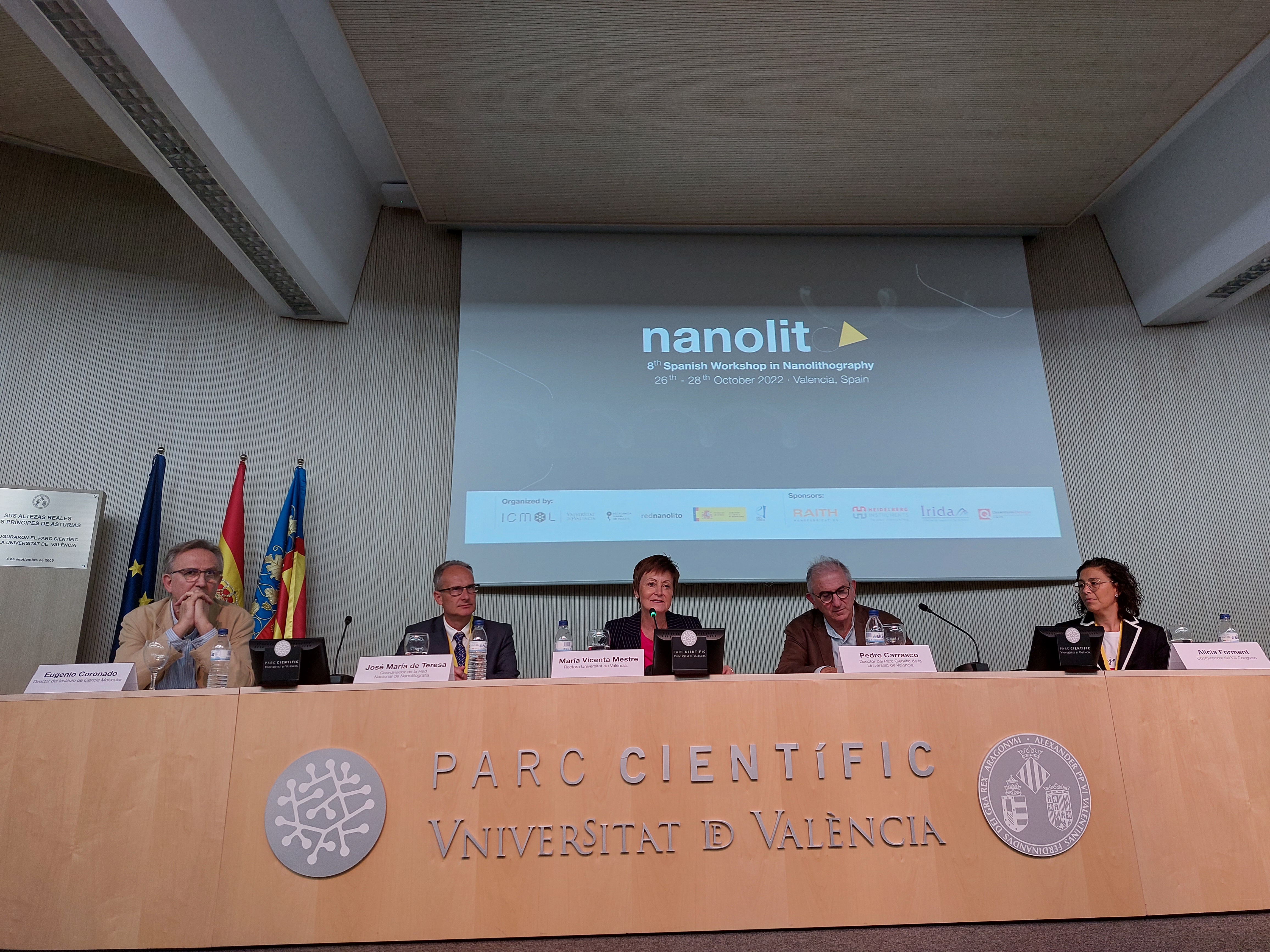La rectora de la UV inaugura en el Parc Científic el VIII Congreso de la Red Española de Nanolitografía