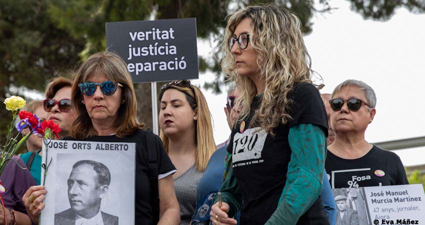 Grupo de personas manifestándose