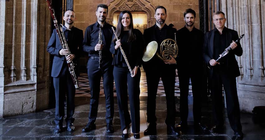 Photo of the performers