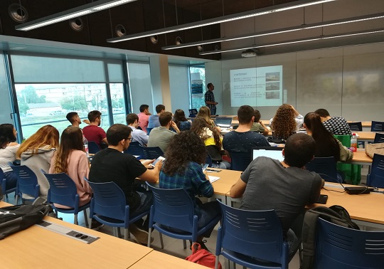Pablo Matas de BP Oil Refinería de Castellón, impartirá el próximo miércoles 13 de octubre de 18:30 a 20:00 un seminario sobre el papel del hidrógeno en la transición energética.