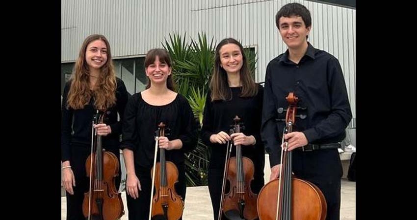Photo of the performers