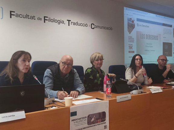 Taula inaugural del congrés - imatge 0