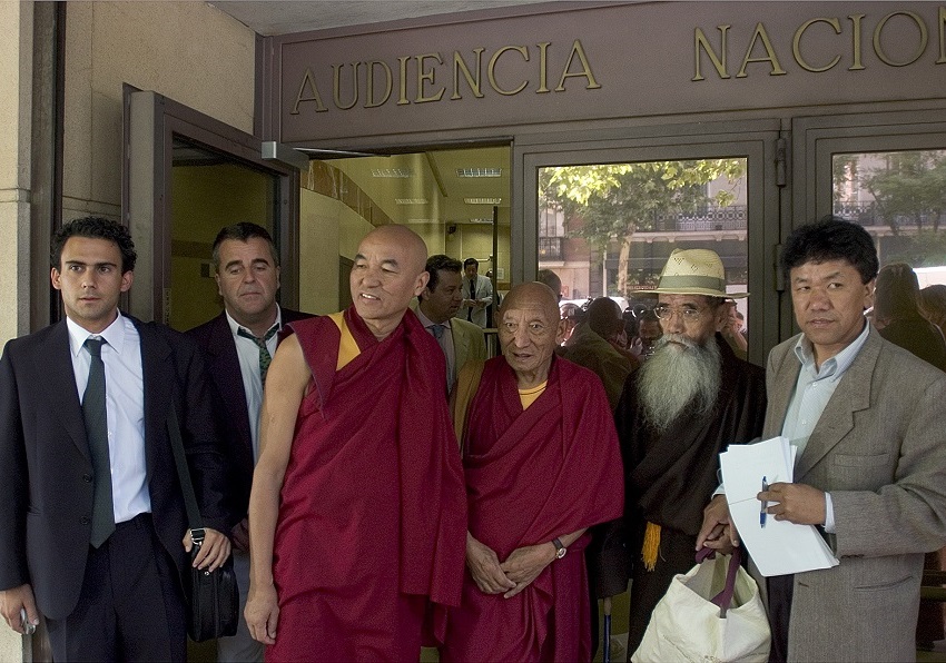 Saliendo de la Audiencia Nacional