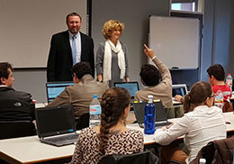 Jordi Nieva and Silvia Barona with the students of the Master