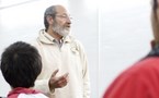 Professor amb alumnes