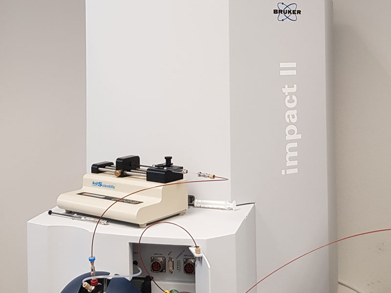 Equip de cromatografia LC-MS i GC/MS (UHPLC/GC/MS-Q-TOF) Bruker IMPACT II