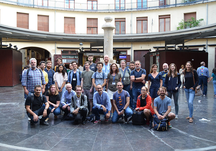 Equip internacional Ellis en la seua darrera reunió