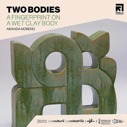 Escultura de arte Maya