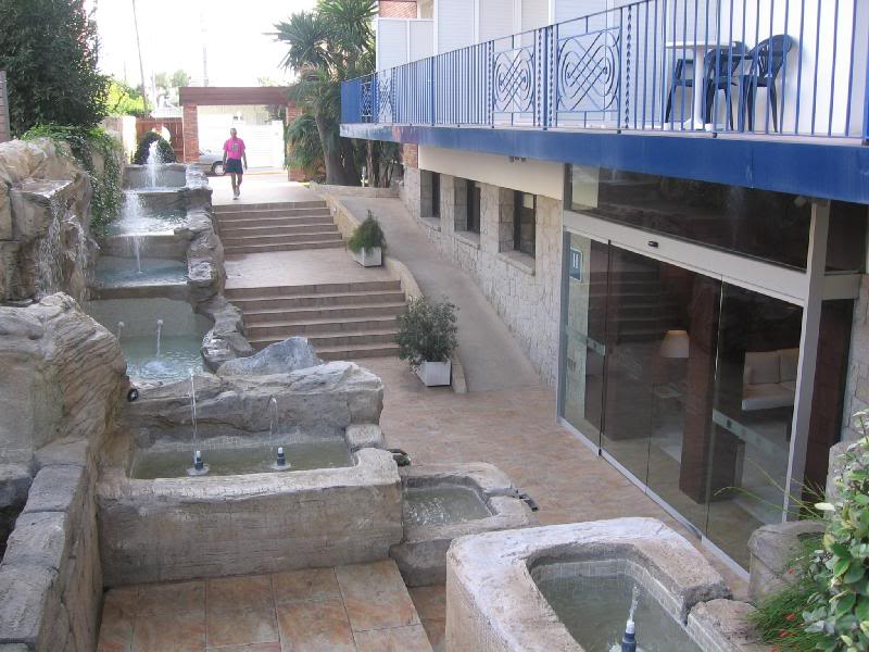 hotel4