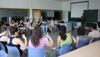 Curs llengua de signes a la UV