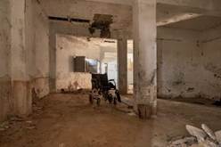 Imagen que contiene edificio, interior, cuarto, piso

El contenido generado por IA puede ser incorrecto.