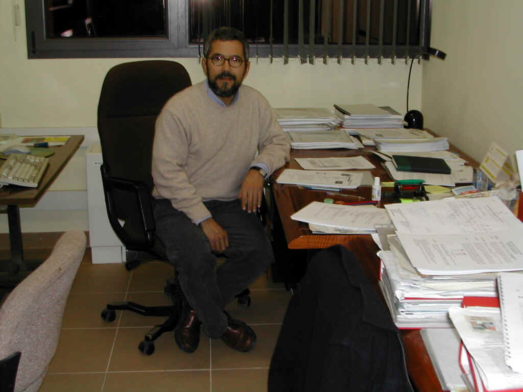Dr. Javier Alarcn